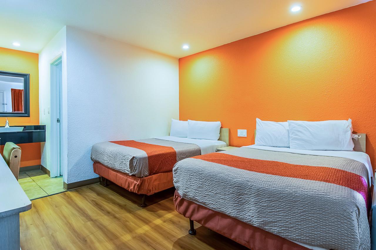 Motel 6-Bakersfield, Ca - Airport Εξωτερικό φωτογραφία