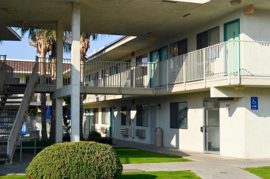 Motel 6-Bakersfield, Ca - Airport Εξωτερικό φωτογραφία