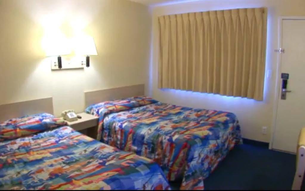 Motel 6-Bakersfield, Ca - Airport Εξωτερικό φωτογραφία