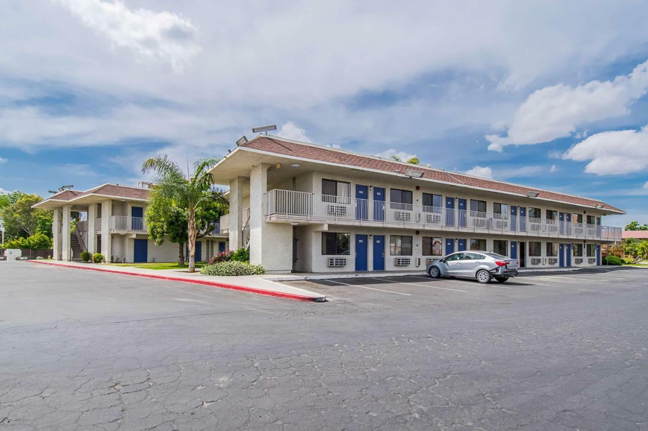 Motel 6-Bakersfield, Ca - Airport Εξωτερικό φωτογραφία