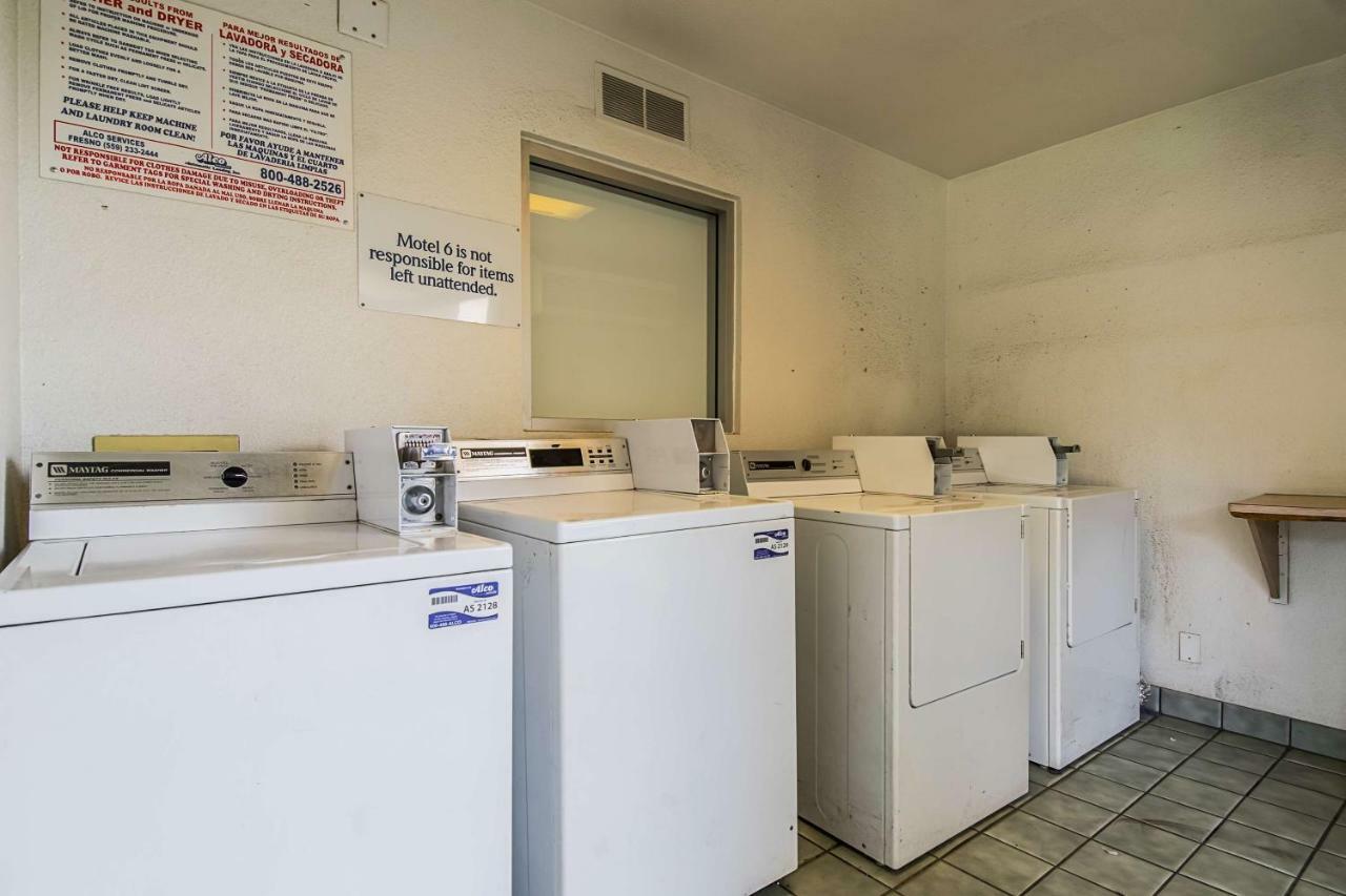Motel 6-Bakersfield, Ca - Airport Εξωτερικό φωτογραφία
